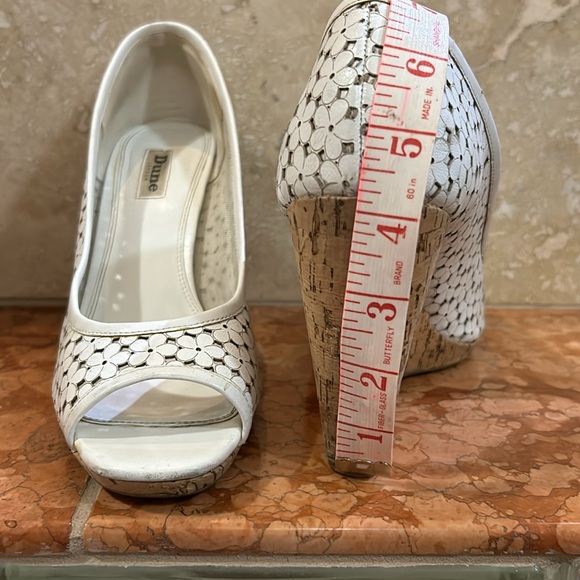 Flower Heels - Picture 2 of 4